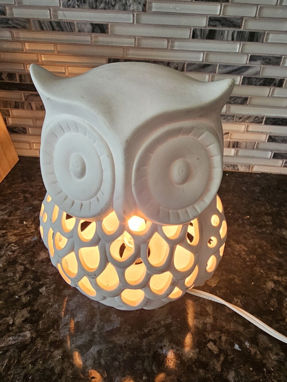 White Ceramic Owl Table Lamp